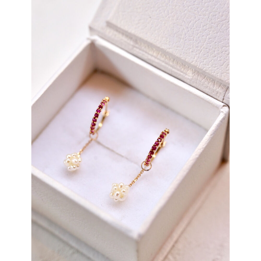 Shaesby シェイスビーフープピアスルビー