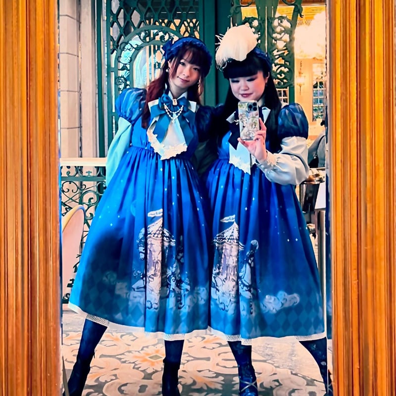 I AM MARI]エジュアンカラパフフレアワンピース I AM MARI]エ