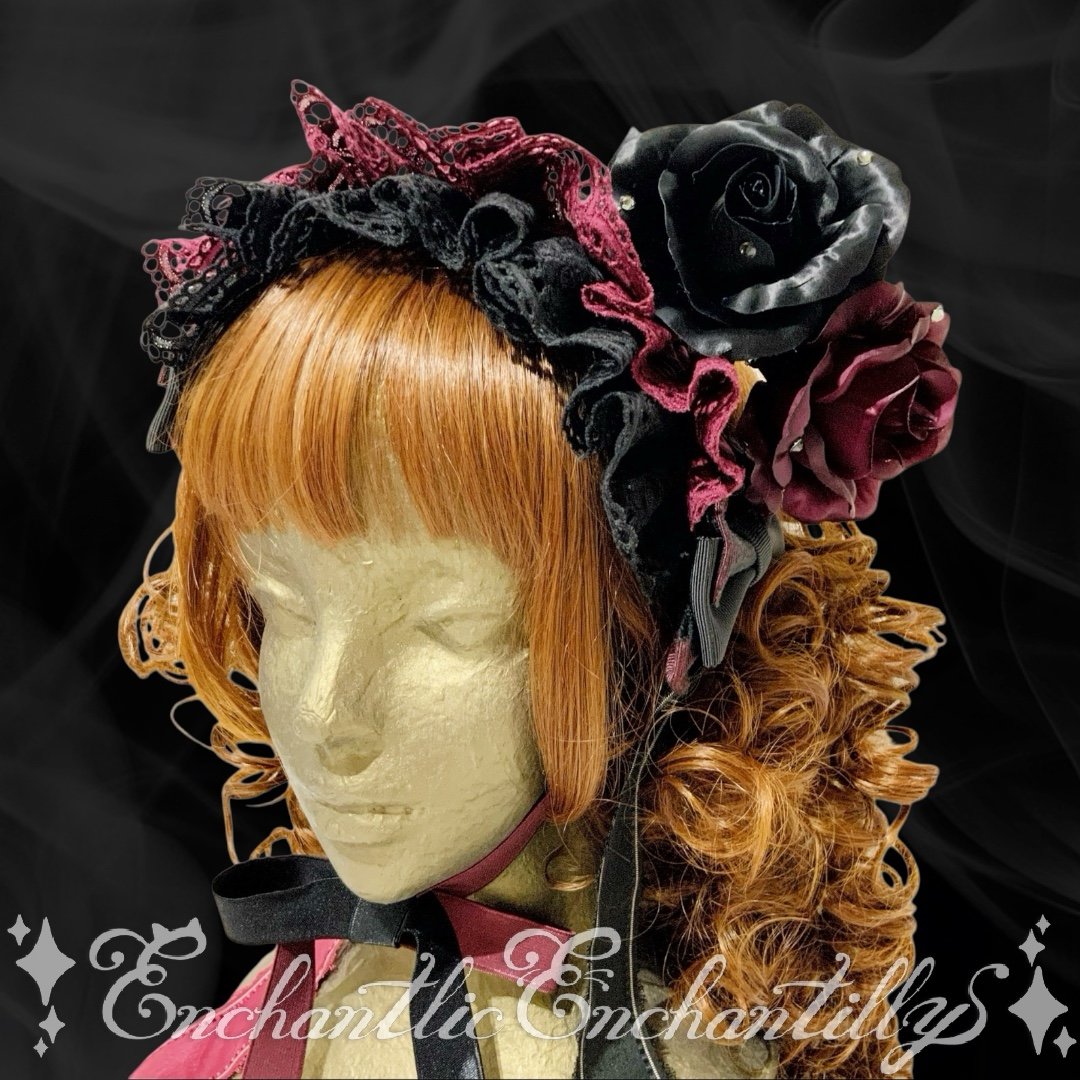 黒薔薇の円形ヘッドドレス 依頼品】黒薔薇ヘッドドレス✝️ - あかのん工房 - BOOTH