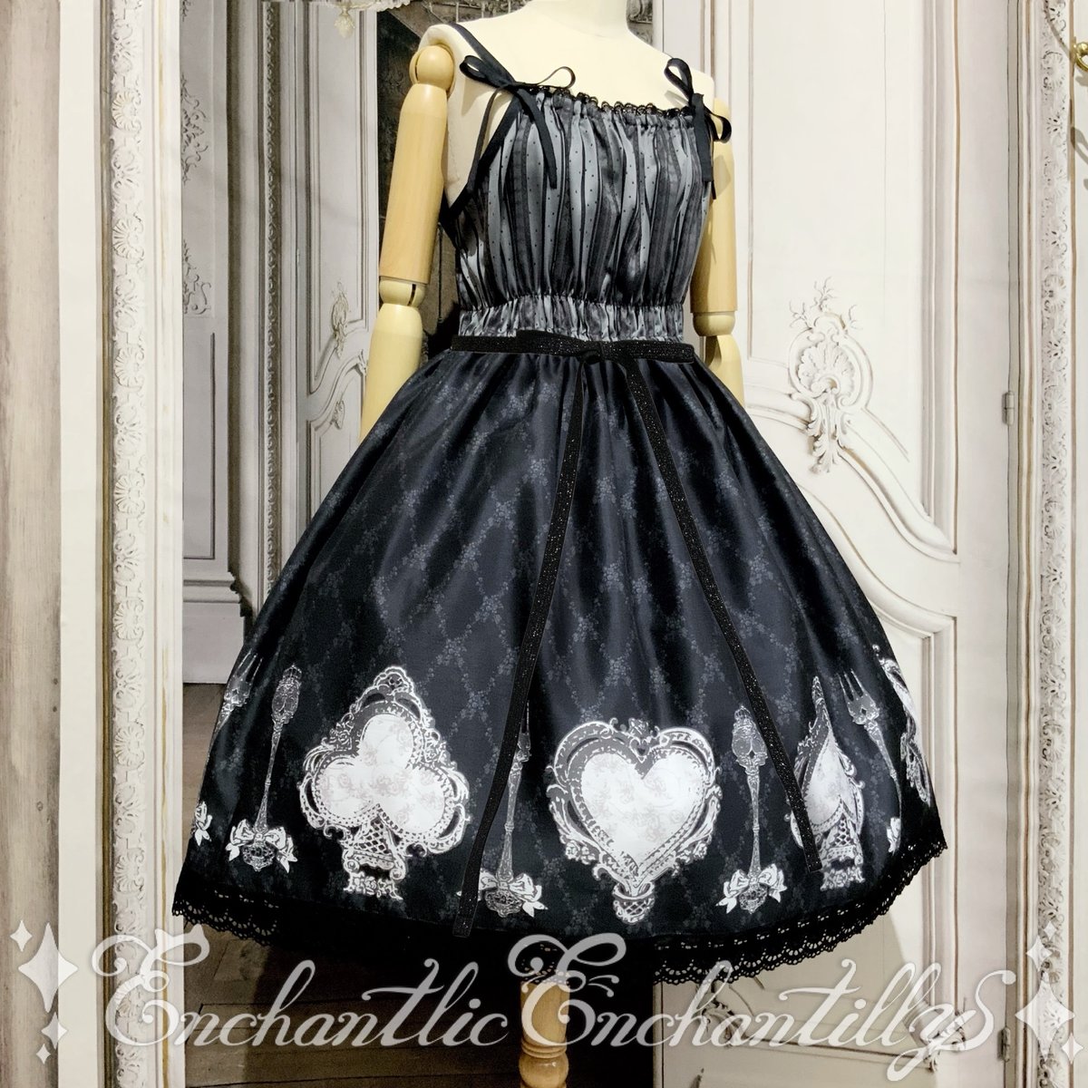 新品初版*Enchantilly*トランプティータイムジャンパースカート*黒 fit=scale-down,w=1200