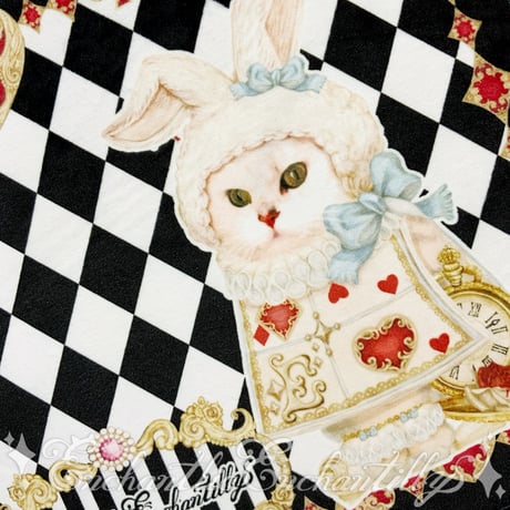 不思議の国のQueen cat　白ウサギ？！ラグマット