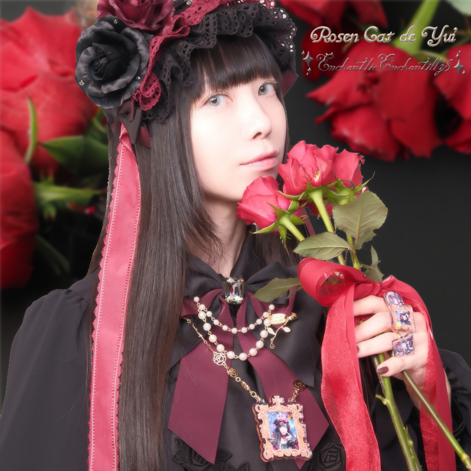 ラパフェ ✫ 薔薇 ネックレス と 鏡 ［2点セット］　姫　ゆめかわ　希少 ラパフェ ✫ 薔薇 ネックレス と 鏡 ［2点セット］ 姫 ゆめかわ 希少