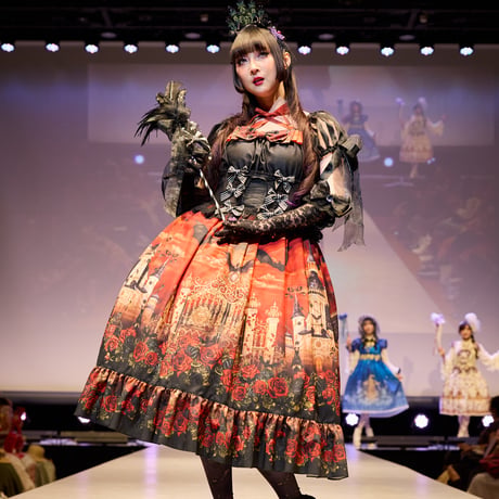 【GLM Fashion Show 2025】幻影薔薇城～コウモリ公爵からの招待状～ワンピース セット （夕影）
