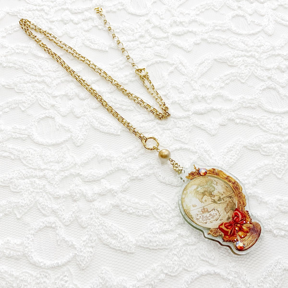 地球儀ネックレス & Dolled Up Ring set | Enchantlic En