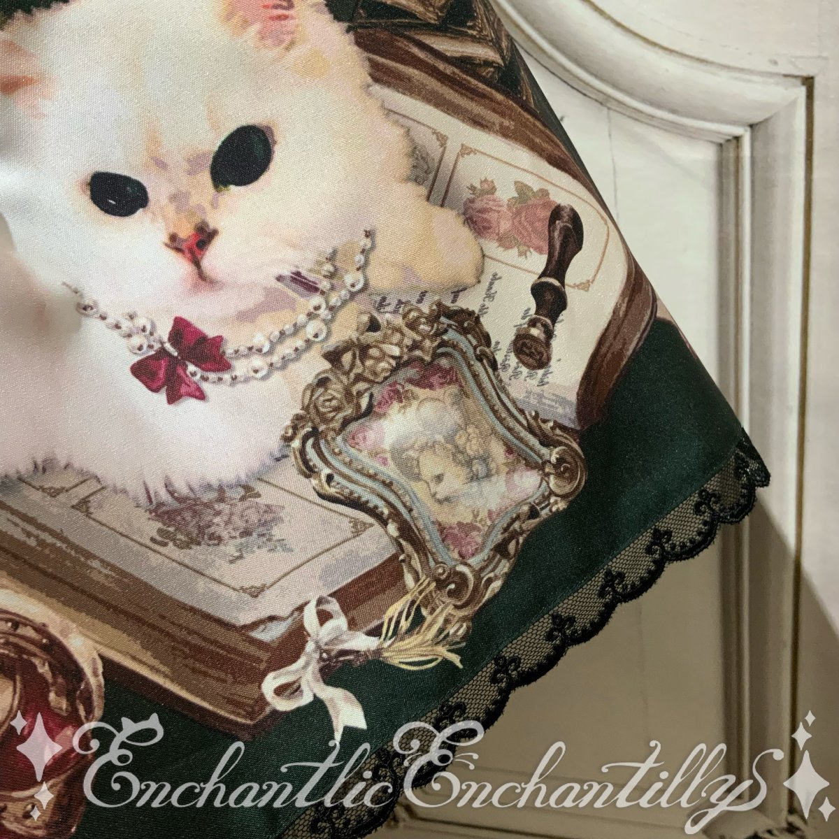 Queen cat 書斎柄 ワンピース 深緑 (ワンピースのみ) Queen Cat 〜秘密の書斎〜 ワンピース (クラシカルグリーン