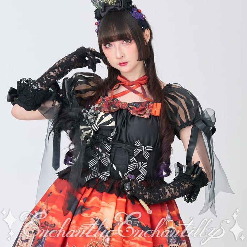 【希少】スリーピース　薔薇柄　ジャケット　パンツ　ベスト　舞台着　演出服　演奏会 118843.jpg