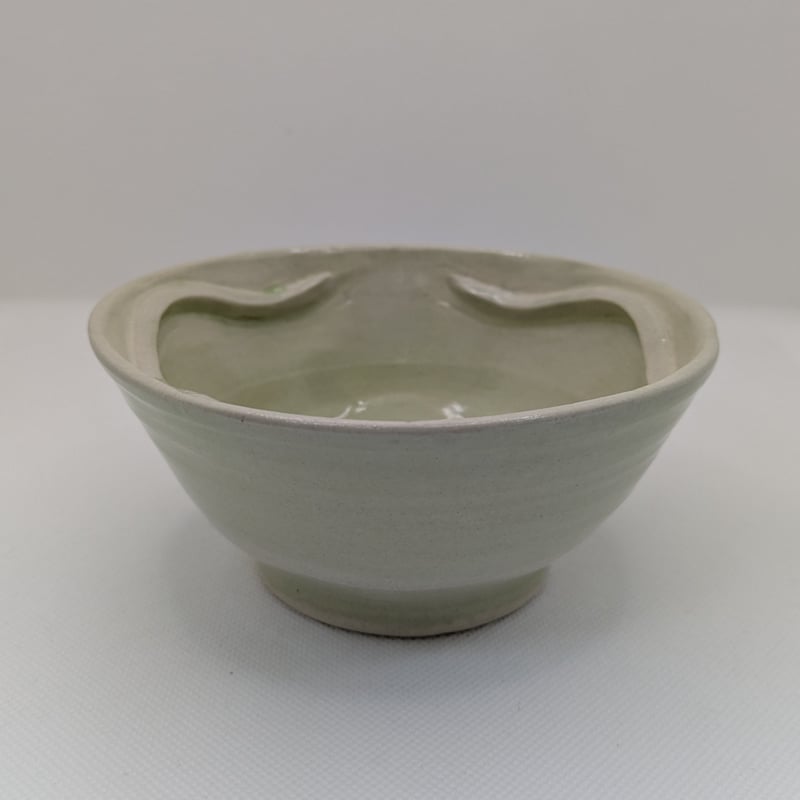 すくえる器」多用碗 輪花開口 ヒワ釉 | 陶芸工房『土花』｜陶器の自助