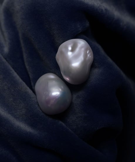Baroque studs - white 〔 EQ423 〕