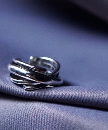 Cross ring _ silver - R011⁣