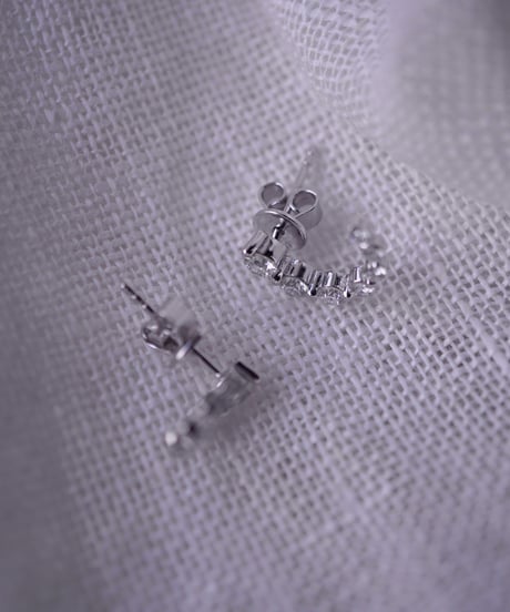 【 Limited 】 Moissanite earring - silver