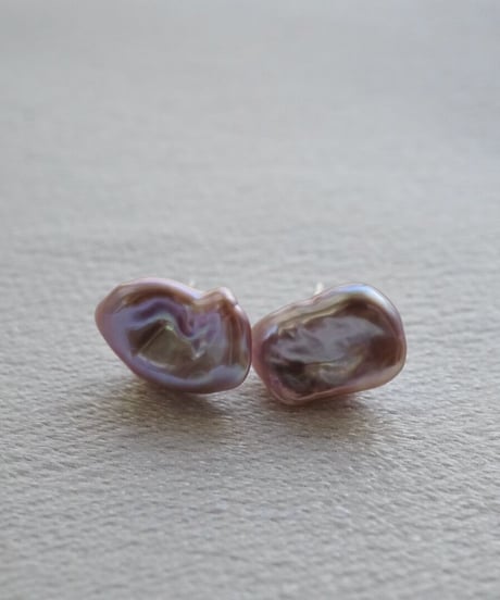 Petal  pearl  studs