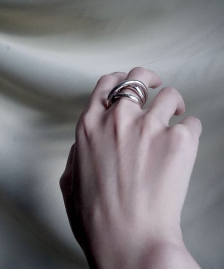 Licking　ring