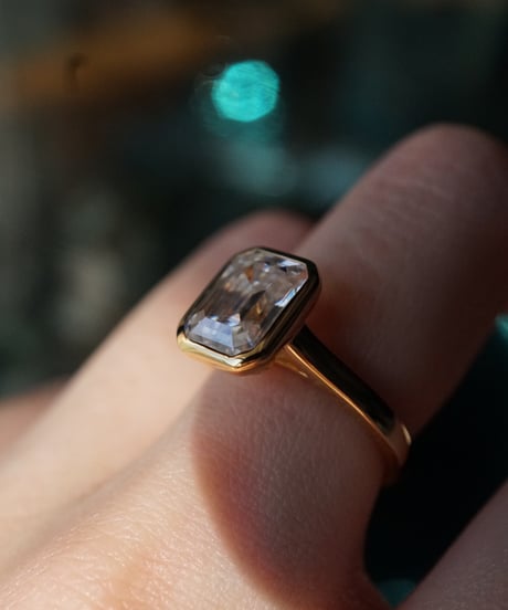 ［ 3 ct  ］ Moissanite ring  （ emerald cut ）