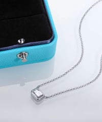 【 Limited 】［ 1 ct  ］ Moissanite necklace - silver（ emerald cut ）