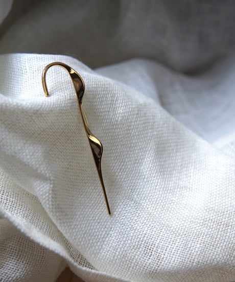 Spiral ear cuff _ gold - C003