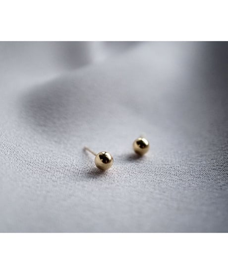 18K  ball  studs　( 5mm )