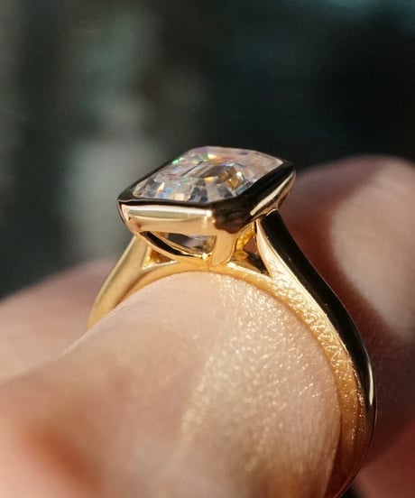 ［ 3 ct  ］ Moissanite ring  （ emerald cut ）