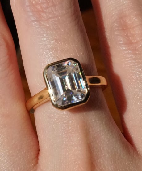 ［ 3 ct  ］ Moissanite ring  （ emerald cut ）