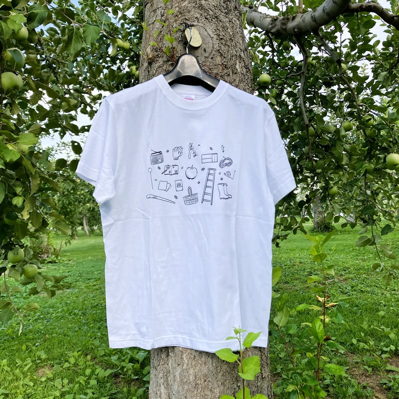 Tシャツ】 「知恵に囲まれたりんご」 | 弘前ふるさと宅配便