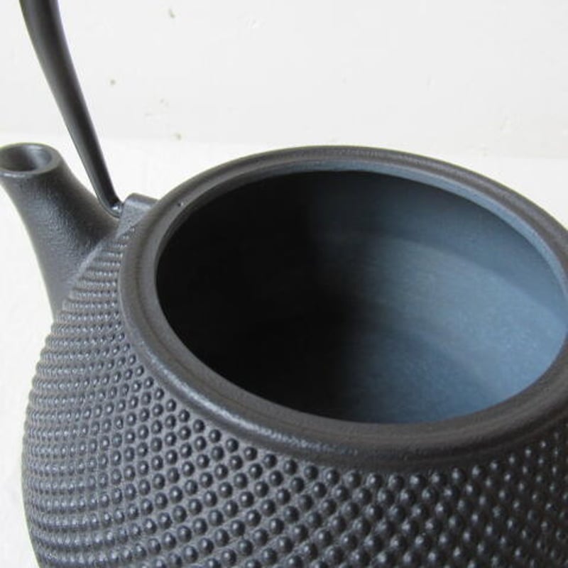 岩鋳 鉄瓶 7型アラレ 0．9L No.11720≪IH電磁調理器対応≫ | AKI