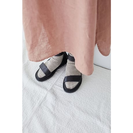 fog linen work フォグリネンワーク　リネンミドルゲージリブソックス（靴下）　ナチュラル