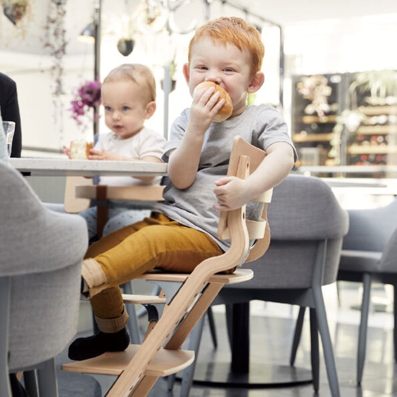 LEANDER HIGHCHAIR / リエンダー ハイチェア | AKI interior