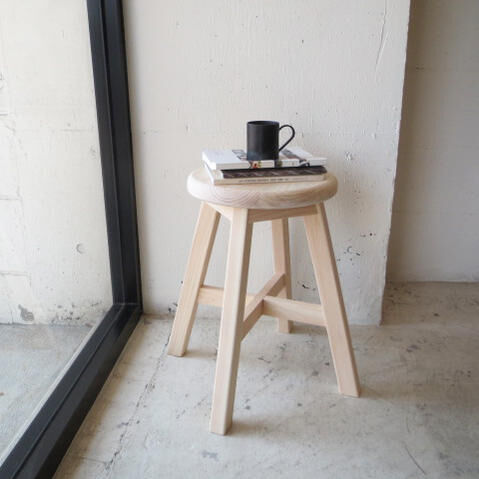 杉工場　スツール　美品 SUGIKOUJOU / SHOKUDOU CHAIR 杉工場 / 食堂椅子 丸 | AKI