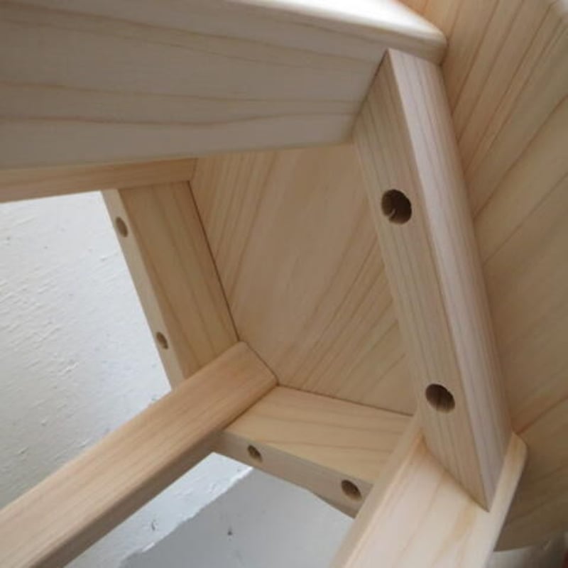 SUGIKOUJOU / SHOKUDOU CHAIR 杉工場 / 食堂椅子 丸 | AKI