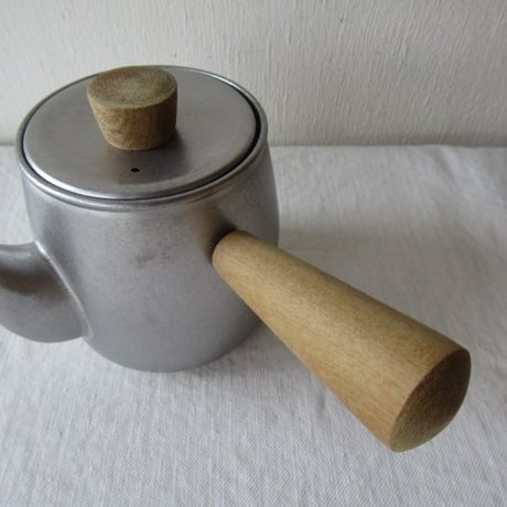 MIYACO / 宮崎製作所　ミヤコ　茶き　急須　小　ざらめ  【ステンレス急須/茶瓶/北欧/シンプル/かわいい/おしゃれ/割れない/国産/日本製/STAINLESS/燕】