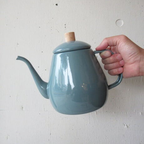 HEARTH DESIGN / HORO DRIP KETTLE 1.8L / YELLOW ハース　デザイン / ホーロー　ドリップ　ケトル　１．８Ｌ / ブルーグレイ
