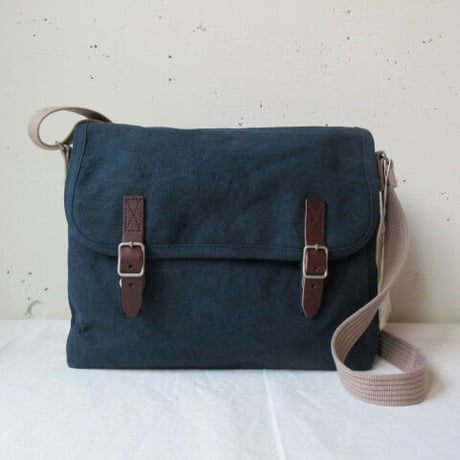 BAGWORKS / POSTMAN2/ NAVY バッグワークス / ポストマン２/ 色：ネイビー