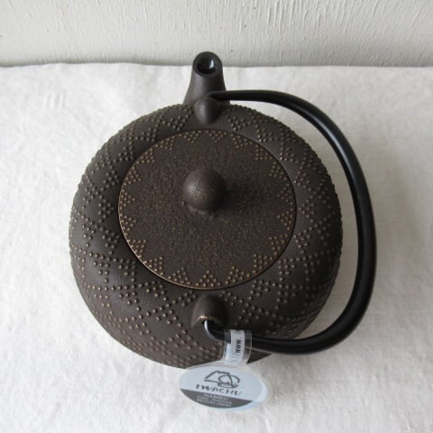 岩鋳/ 鉄急須 5型格子アラレ 色：こげ茶 | AKI interior space