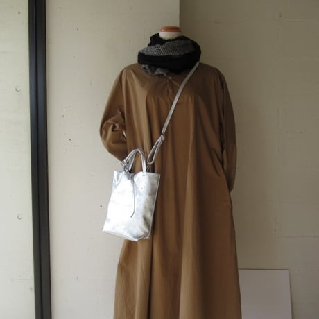 MARLON FIRENZE / マーロンフィレンツェ　 2way Mini Tote Bag With Pouch 色：シルバー