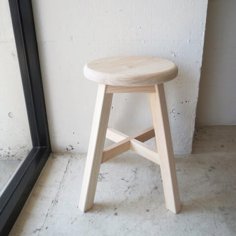 SUGIKOUJOU / SHOKUDOU CHAIR 杉工場 / 食堂椅子 丸 | AKI SUGIKOUJOU / SHOKUDOU CHAIR 杉工場 / 食堂椅子 丸 | AKI