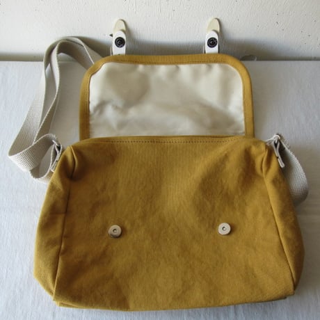 BAGWORKS / POSTMAN2-MINI　　バッグワークス / ポストマン２　ミニ/ 色：マスタード