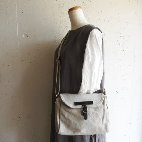 BAGWORKS / POSTMAN・MINI・MISSING PIECE / ポストマン・ミニ・ミッシング・ピース / 色番210-フェザーグレー