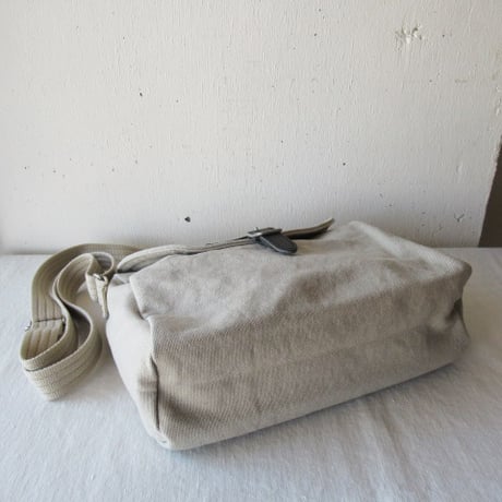 BAGWORKS / POSTMAN・MINI・MISSING PIECE / ポストマン・ミニ・ミッシング・ピース / 色番210-フェザーグレー