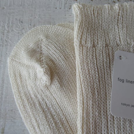fog linen work フォグリネンワーク　リネンミドルゲージリブソックス（靴下）　エクリュ