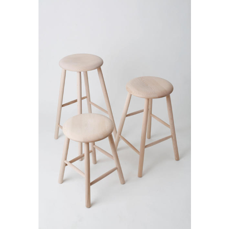 NORDIC STOOL by Traevarefabrikken / Natural Lar
