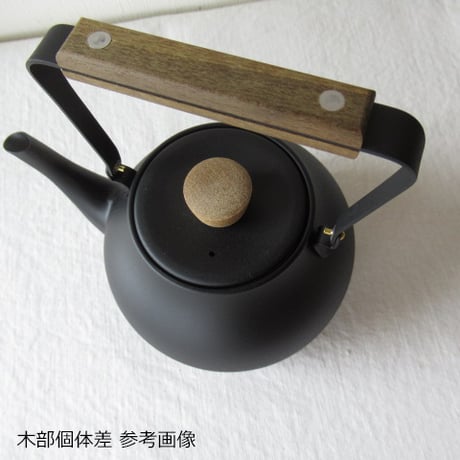MIYACO / 宮崎製作所　ミヤコ　茶き　急須　大　くろいろ  【ステンレス急須/茶瓶/北欧/シンプル/かわいい/おしゃれ/割れない/国産/日本製/STAINLESS/燕】