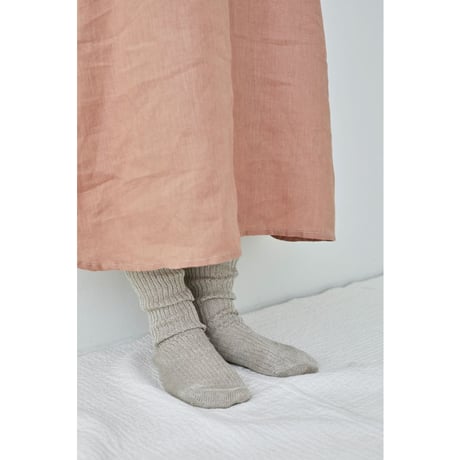 fog linen work フォグリネンワーク　リネンミドルゲージリブソックス（靴下）　ナチュラル