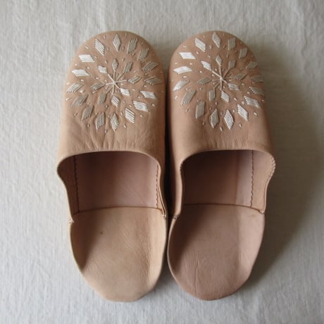バブーシュ刺繍　３９　生成り×白   BABOUCHE made in morocco
