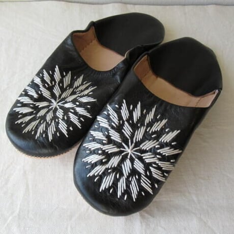バブーシュ刺繍　３９　黒×白   BABOUCHE made in morocco