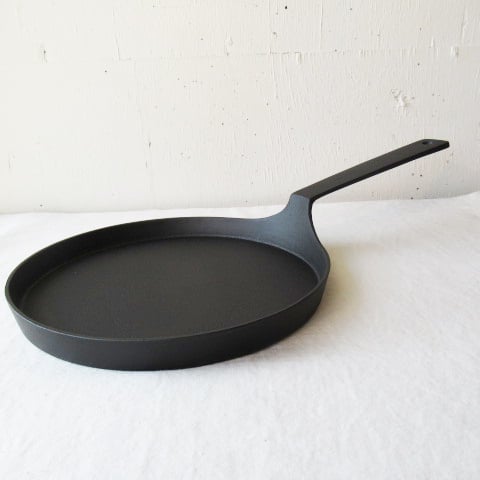 南部鉄器　シャロウパン　釜定　フライパン 釜定 シャロウパン 南部鉄器 フライパン | AKI interior space