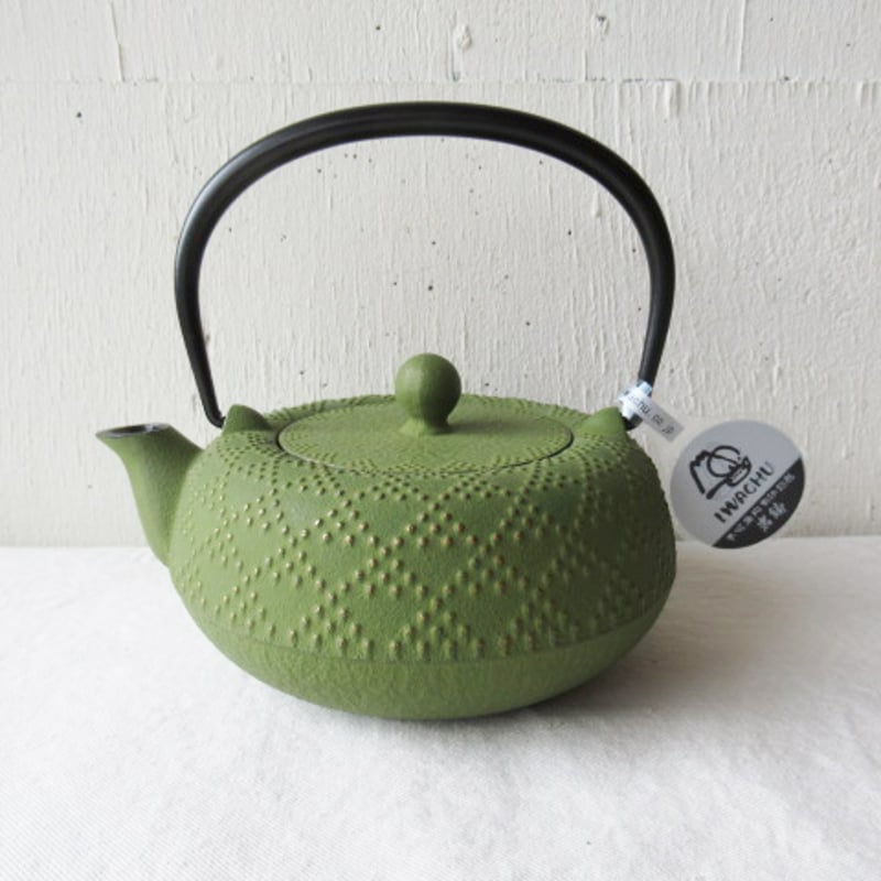 岩鋳/ 鉄急須 5型格子アラレ 色：若草 | AKI interior space