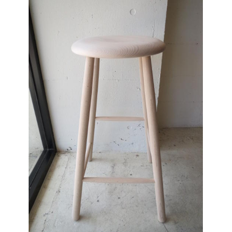 NORDIC STOOL by Traevarefabrikken / Natural Lar