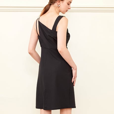 33158　Designing　dress