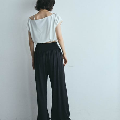 LLM25007/Black