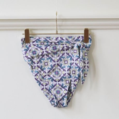 33169　Muse bottom