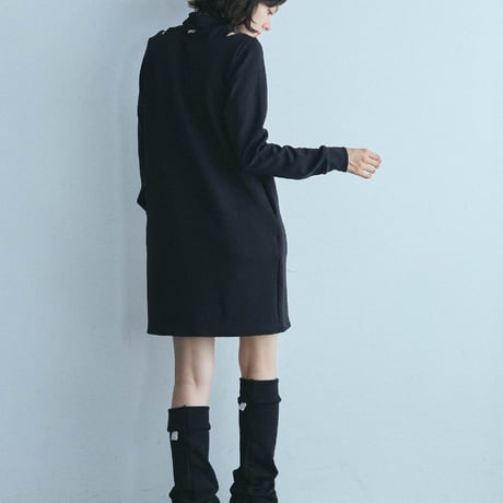 LLM25010/Black